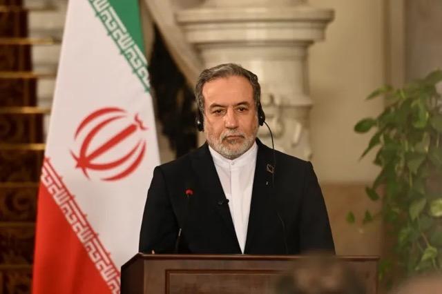 Trump Rejects Iran’s Response To U.S. Peace Proposal As Two Ships Pass Strait Of Hormuz