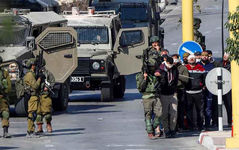 Israeli Forces Open Fire After Chasing Workers in Wadi Al-Hummus East of Bethlehem