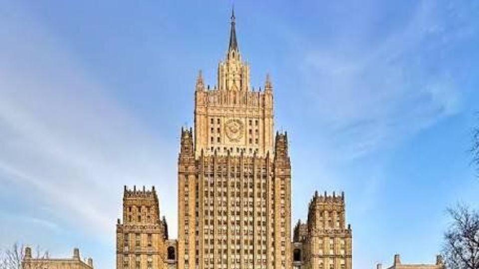 Russia Urges Foreign Diplomats To Leave Kyiv As It Vows Large-Scale Retaliatory Strikes