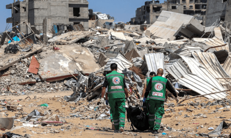 Israeli Forces Massacre at Least 11 in Maghazi Refugee Camp