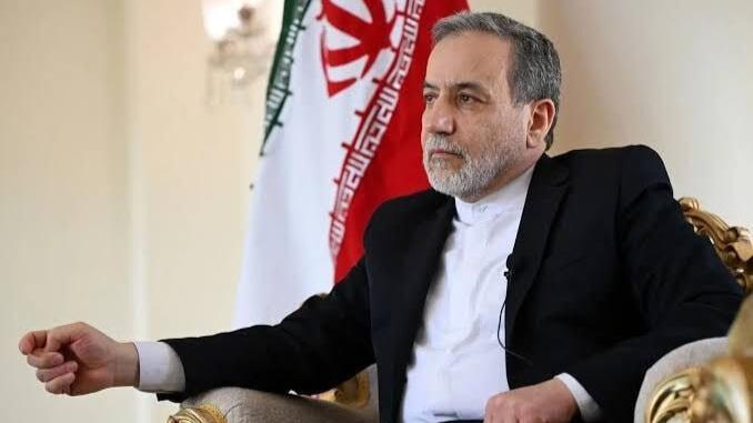 Satellite Images Show Iran Transporting 60% Enriched Uranium to Isfahan Tunnel Complex