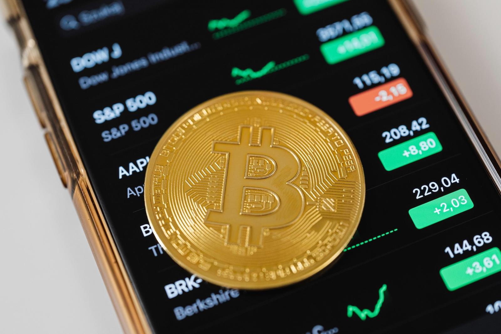 Hilbert Group CIO Russell Thompson Says Bitcoin Faces Near-Term Pressure As Global Liquidity Tightens
