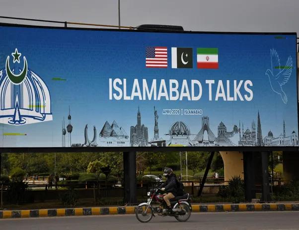 JD Vance Leads Historic U.S.-Iran Peace Talks in Islamabad Amid Hormuz Tensions