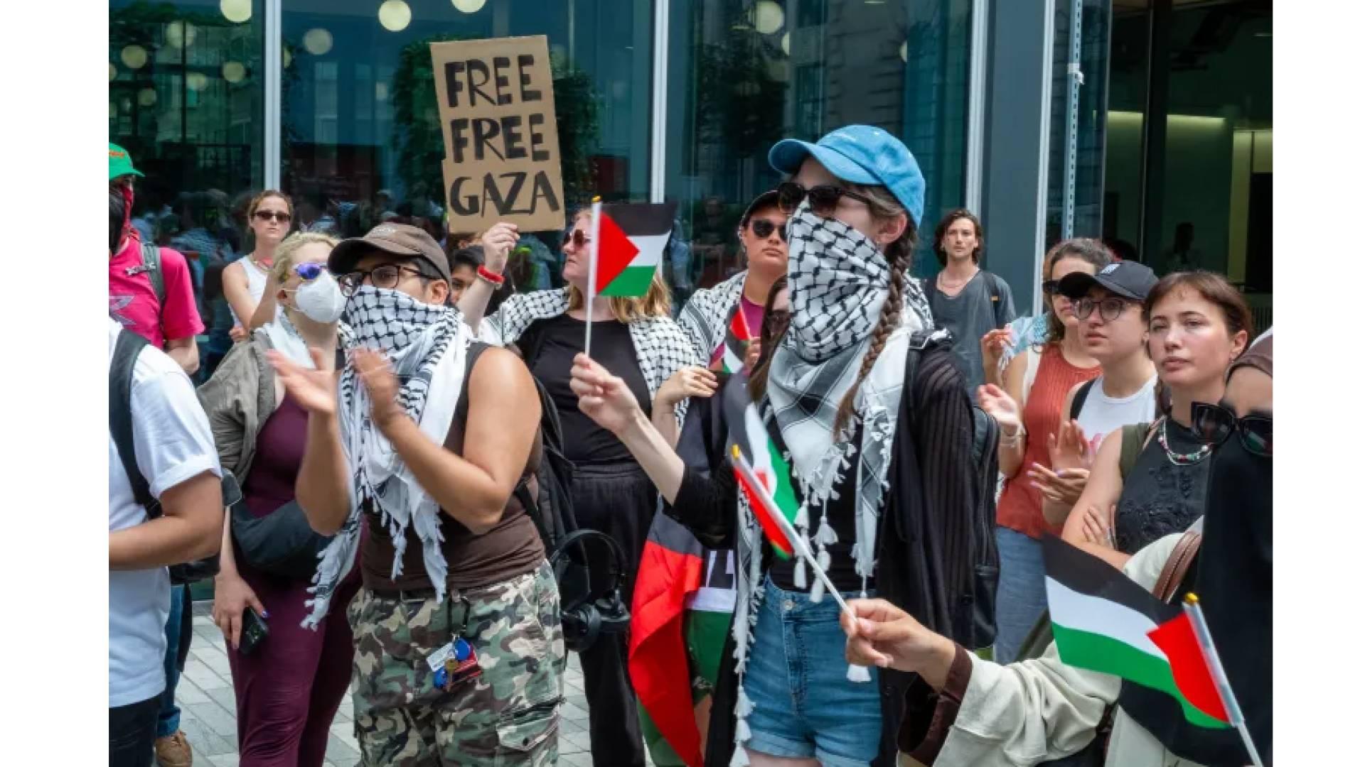 Image from Roya News