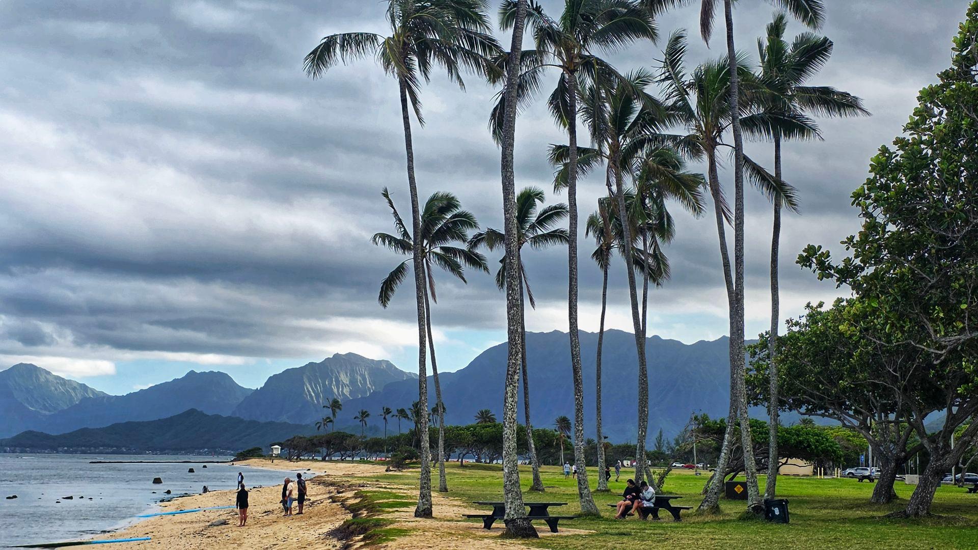 Hawaii Roads And Beaches Will Take Far Longer To Recover Than Anyone Is Saying
