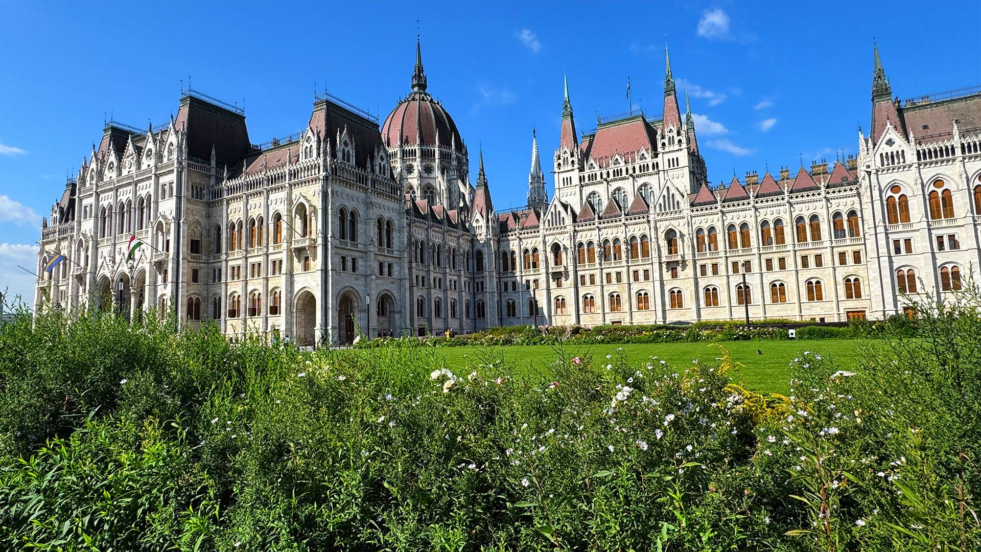 Hungary's Peter Magyar Ends Orban Rule, Pledges ICC Return While Maintaining Israel Ties