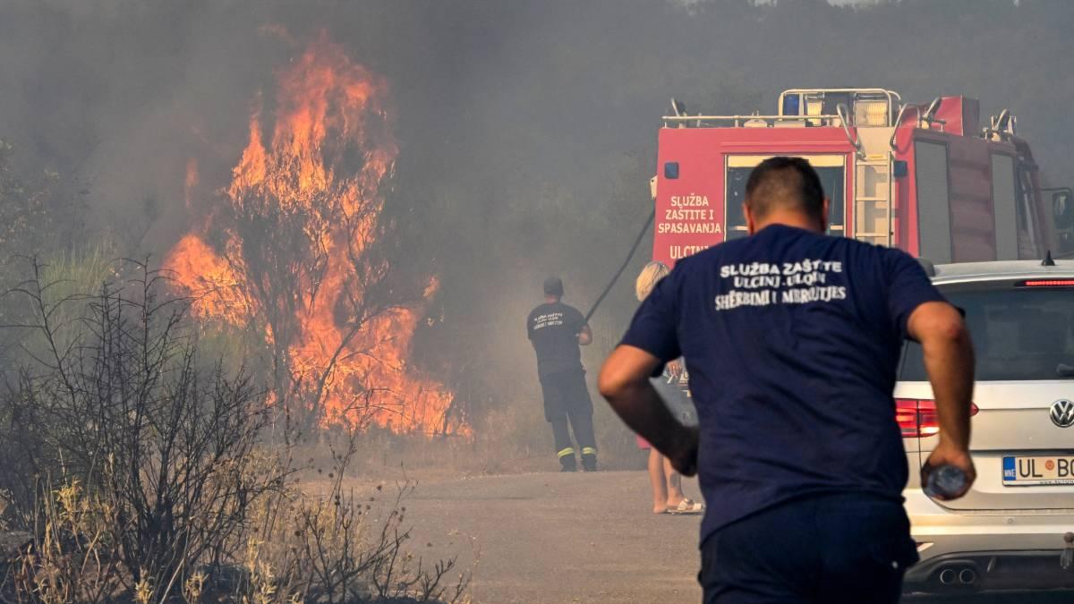 Belgium Battles Record Wildfire in High Fens, EU Deploys Helicopters and Water Bombers