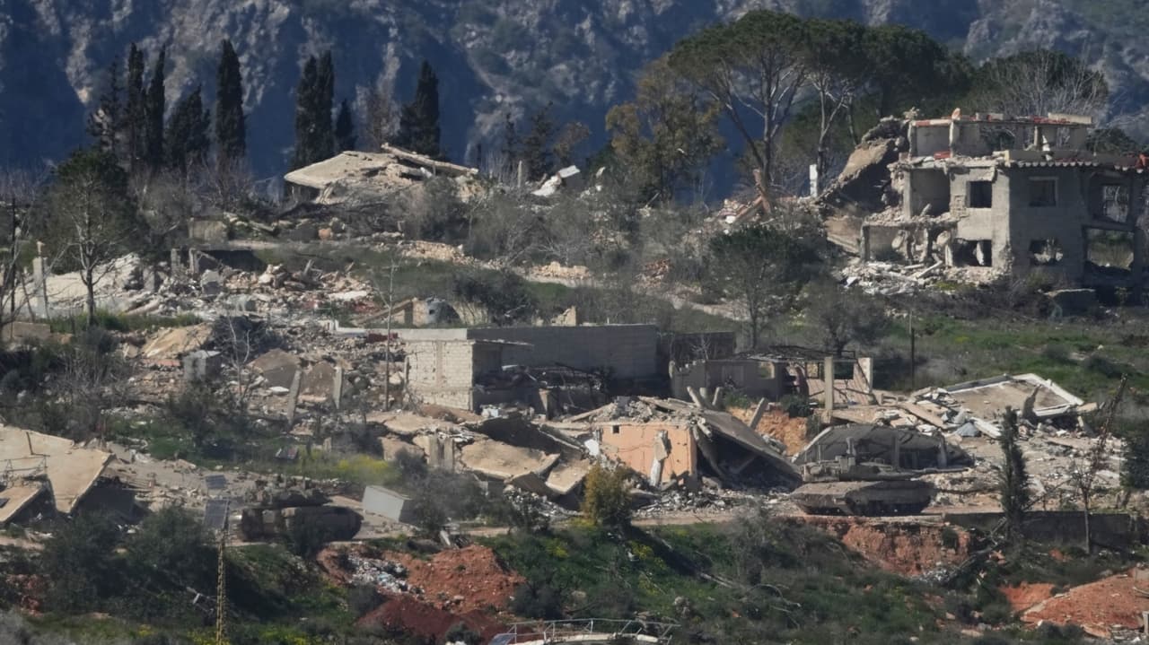 Human Rights Watch Says Israel Unlawfully Fired White Phosphorus Shells At Yohmor/Yuhmar In Southern Lebanon