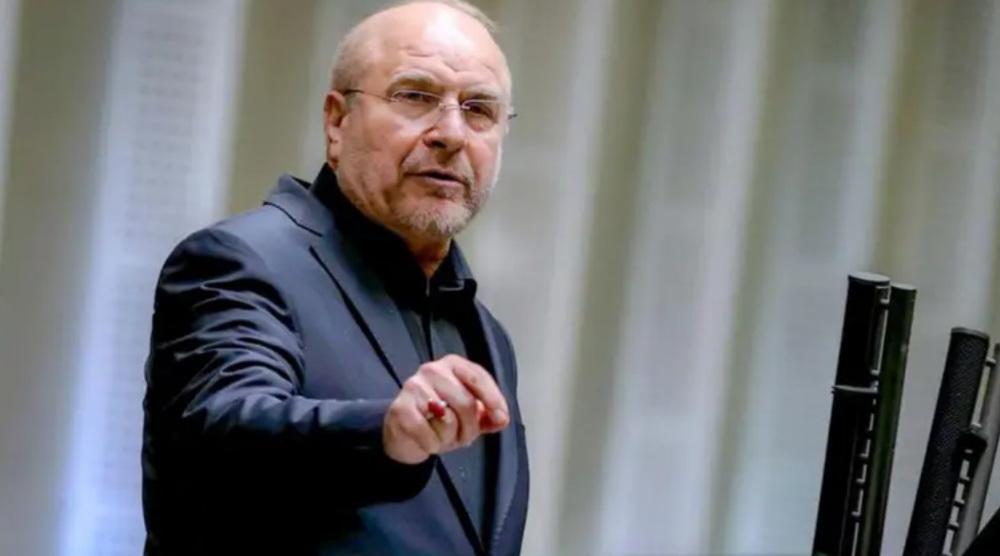 Iran warns any regional country aiding enemies to seize its islands will face severe reprisal