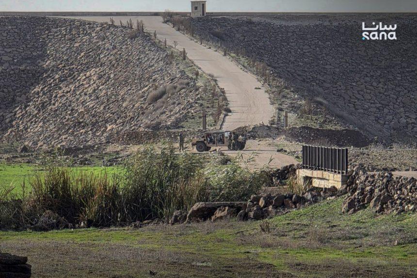 Israel sends vehicles into Ma’ariya village in Western Daraa, then withdraws.