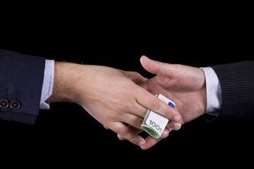 Tabnak: Online ads let debt collectors operate beyond legal channels