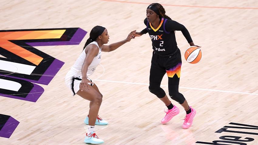 WNBA Free Agency Opens With Ogwumike Returning To Sparks, Aces Re-Sign Jackie Young