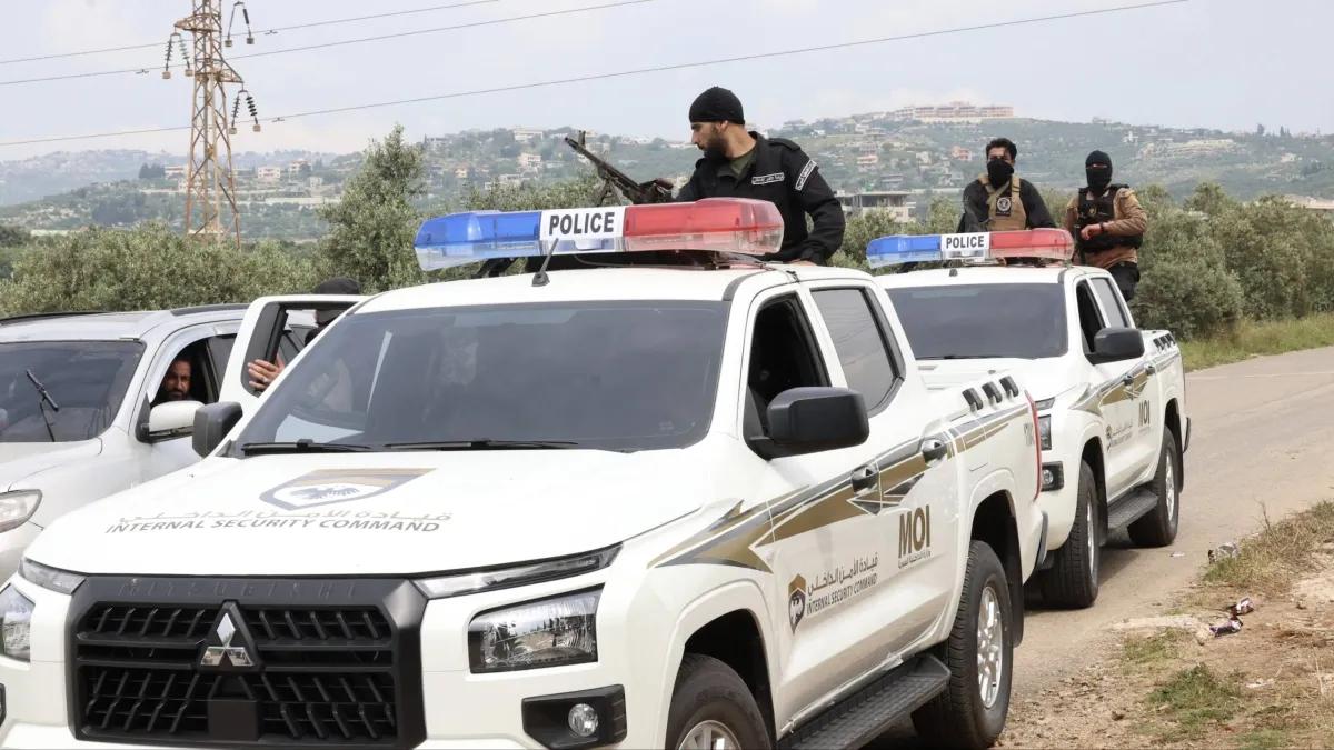 Linked to the Ghouta chemical attack, Damascus arrests خردل ديوب, the leader of the assassination committee.