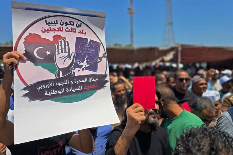 Hundreds of Libyan Protesters Block UNHCR Office in Tripoli, Demand Closure Over Migrant Assistance