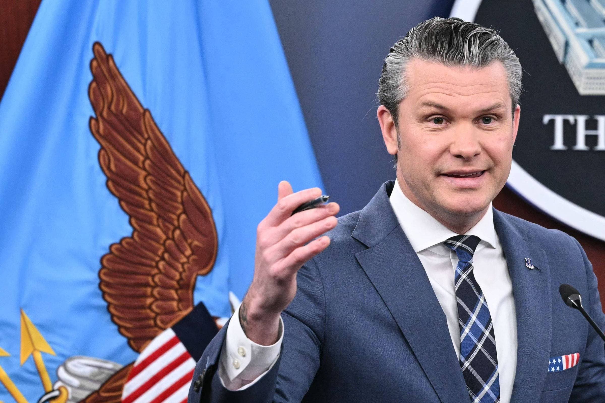 The Pentagon says it has no set timetable for the end of the war in Iran and asks Americans to pray on their knees.