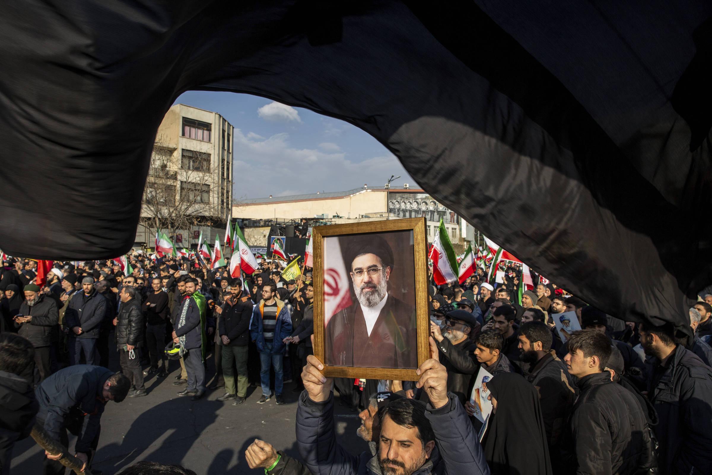 Image from Folha de S.Paulo