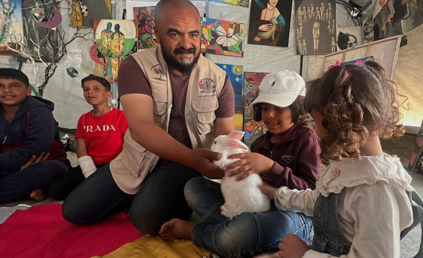Gaza Pet Owners Face Veterinary Shortages As Only Two Clinics Remain Operational