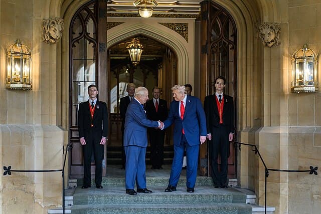 Lib Dems Urge Sir Keir Starmer to Cancel King's US Visit After Trump's Churchill Jibe