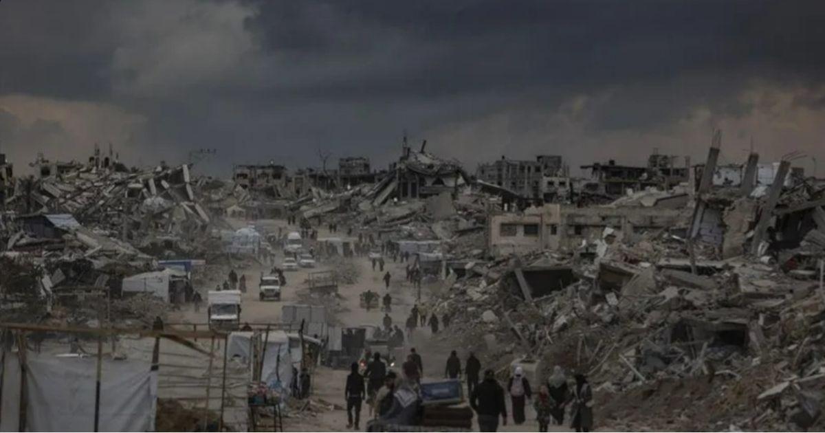 Israeli Apache Helicopter Missile Kills Akram Yaseen and Dina Abu Bakr Near Shifa