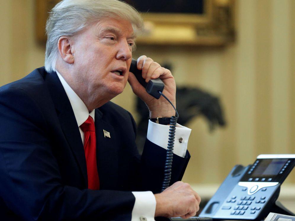 Donald Trump Posts Tom Cotton’s Phone Number, Urges Arkansas Voters To Back Permanent Daylight Saving