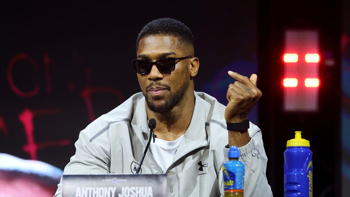 Anthony Joshua Returns After Nigeria Crash Kills Trainer Latif Ayodele And Coach Sina Ghami