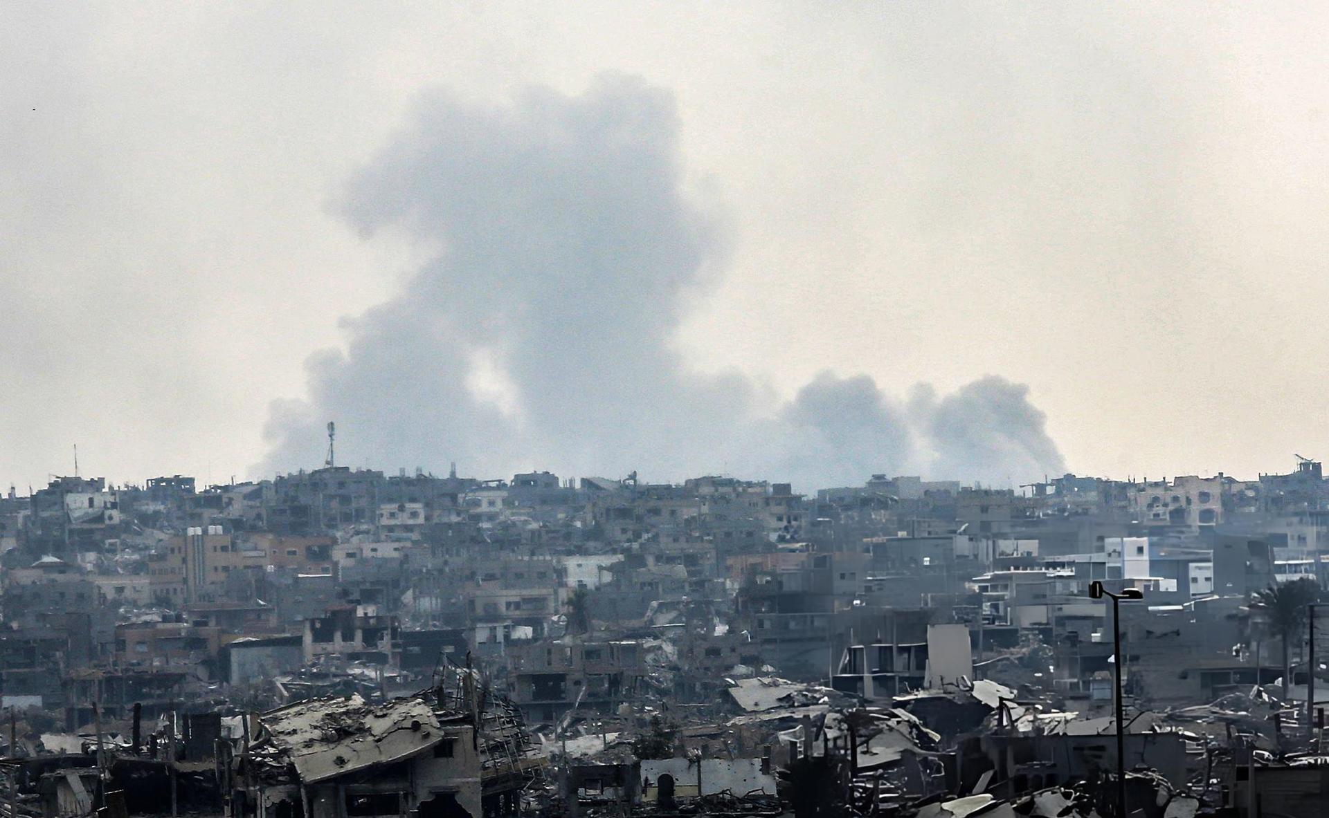 Israeli Forces Strike Tel Al-Hawa Vehicle, Killing Two Palestinians and Injuring 13