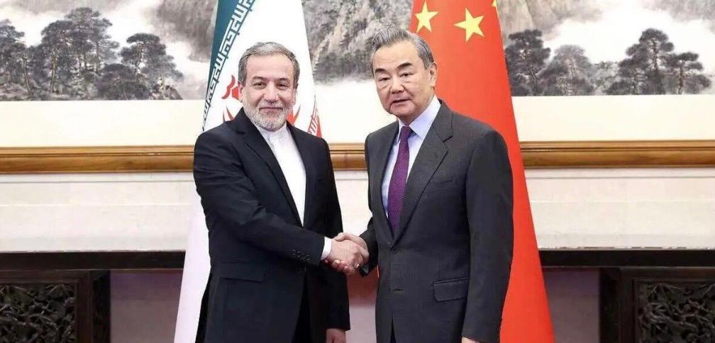 Abbas Araghchi Meets Wang Yi in Beijing as China Presses Iran To Reopen Strait of Hormuz