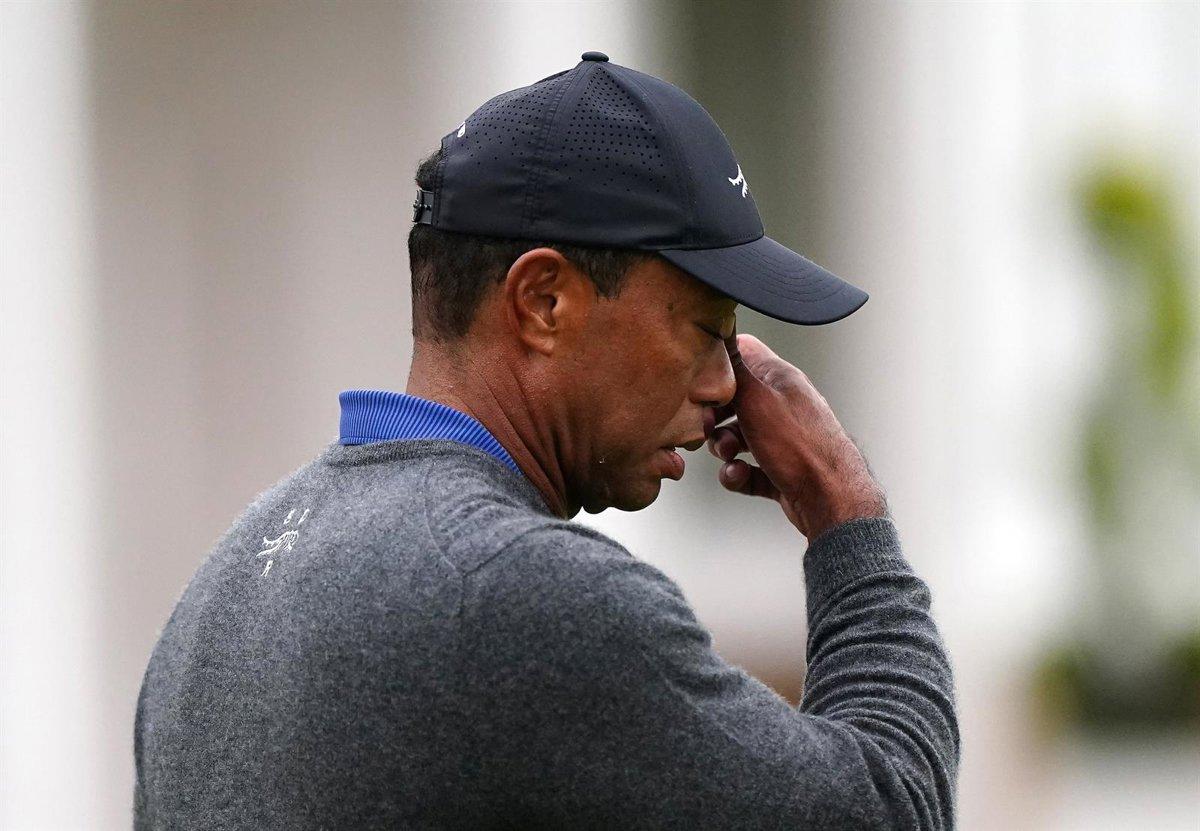 Tiger Woods Causes Rollover, Refuses Urine Test; Faces DUI, Property Damage Charges