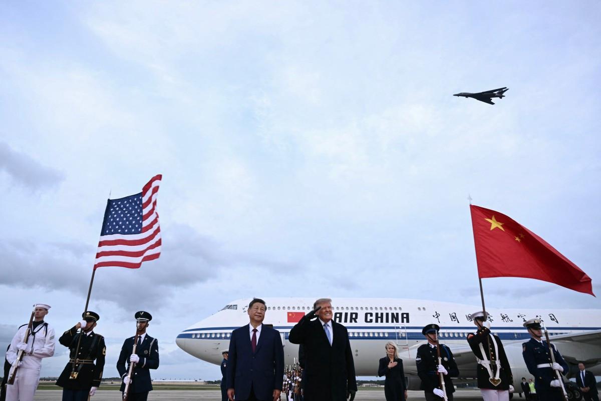 Trump Denies Offering Xi Jinping U.S. Weapons, State Department Says No Plan