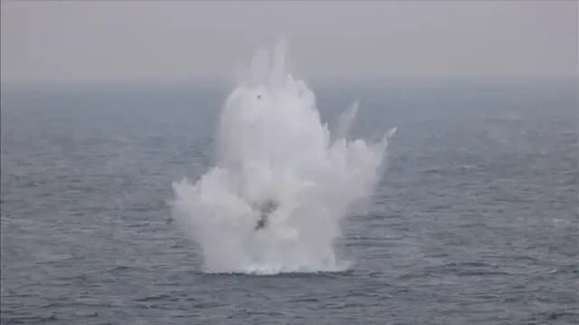 Iran Threatens to Deploy Mines in Persian Gulf If Attacks Hit Its Coasts or Islands