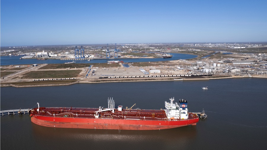 Trump Waives Jones Act for 60 Days to Ease Gas Prices Amid Iran War