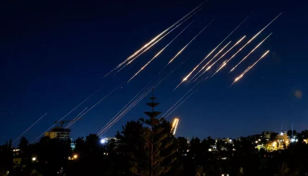 Image from Daily Jang