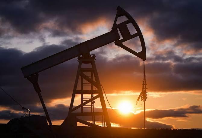 Houthi Attacks Escalate in Bab Al-Mandab, Driving Brent Crude to $89.63