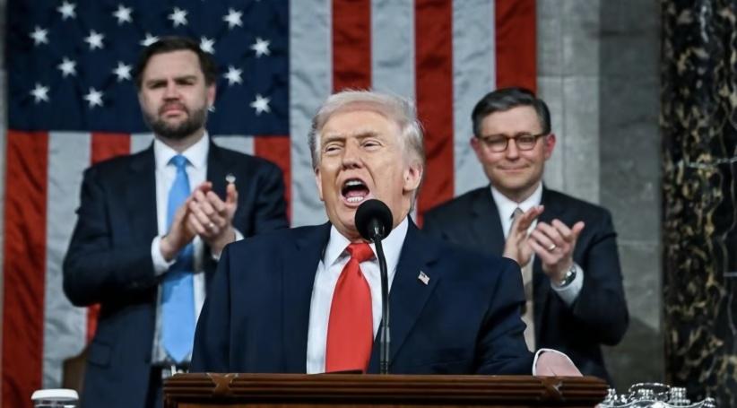 Trump Says US-Iran Peace Deal Complete, Orders Removal of Naval Blockade