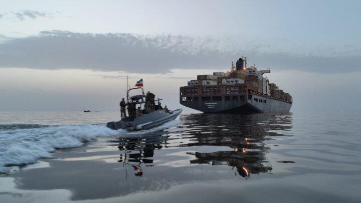 IRGC Warns Attacks on Iranian Tankers Would Trigger Heavy Assault on US Bases