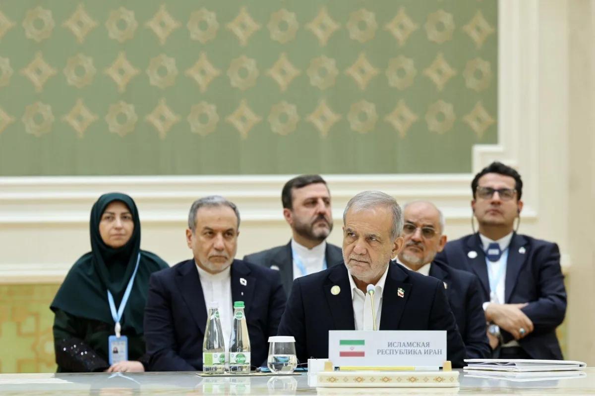 Pezeshkian Urges Caspian States To Unite On Long-Term Environmental Plan In Ashgabat Summit