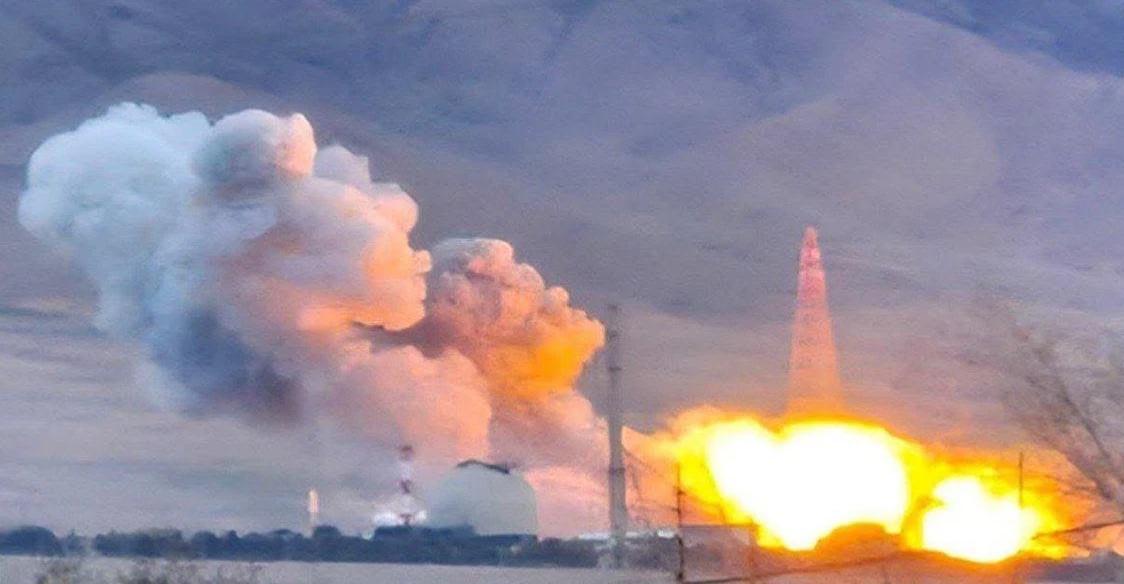 Israel Bombs Iran's Arak Heavy Water Reactor and Ardakan Yellowcake Plant