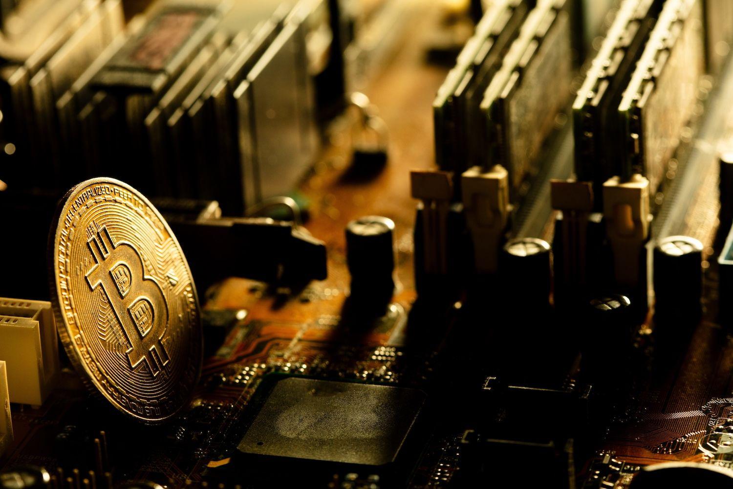 Bitcoin BIP-110 Supporters Split From Bitcoin, Mining Two Blocks Before Stalling