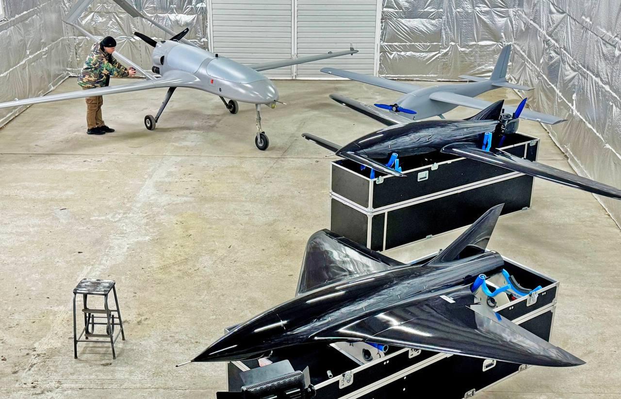 Zelensky Promotes Drone Cooperation in Bucarest as Italy Plans Joint Production With Ukraine
