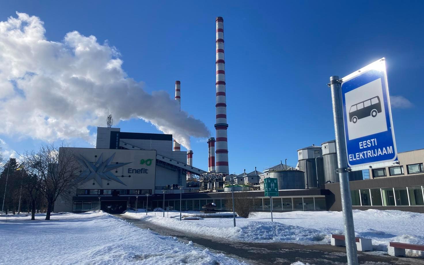 Drones from Russia Enter Estonia and Latvia; One Hits Power Station Chimney, Crashes in Latvia