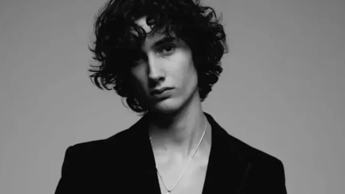 Sombr Halts Brixton Academy Show After Fan Passes Out, Blasts Venue Safety