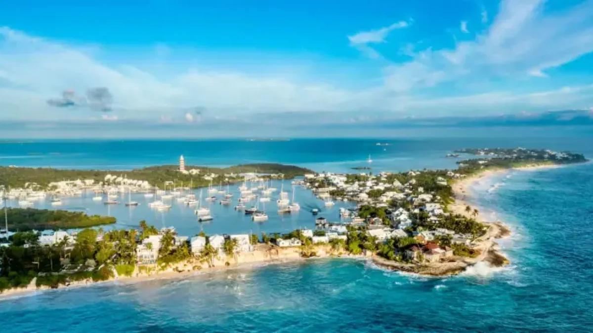 American Sailor Lynette Hooker Missing After Falling From Dinghy in Bahamas