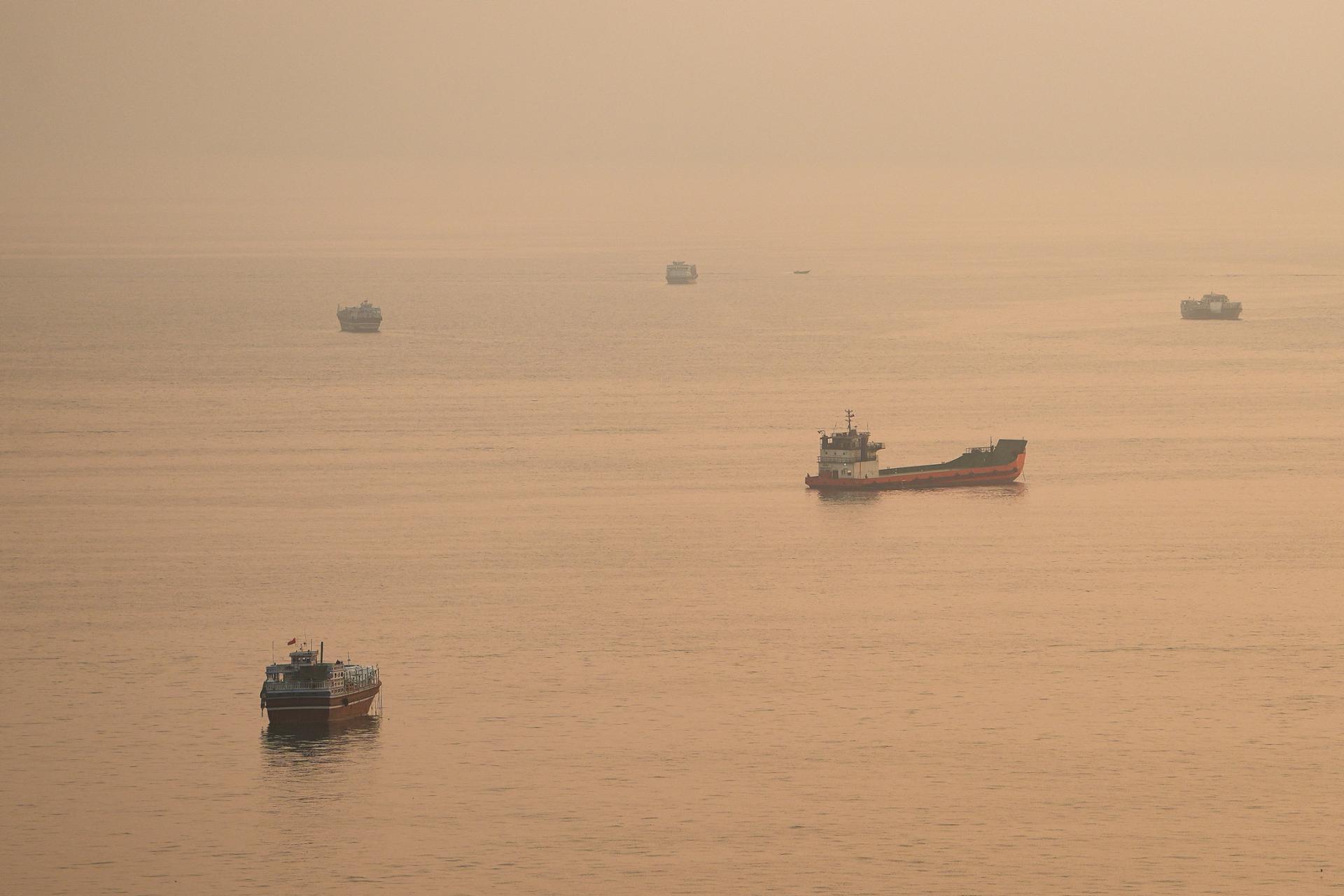 Iran’s IRGC Navy Says Oil Tanker Caught Fire After Striking Mine in Strait of Hormuz