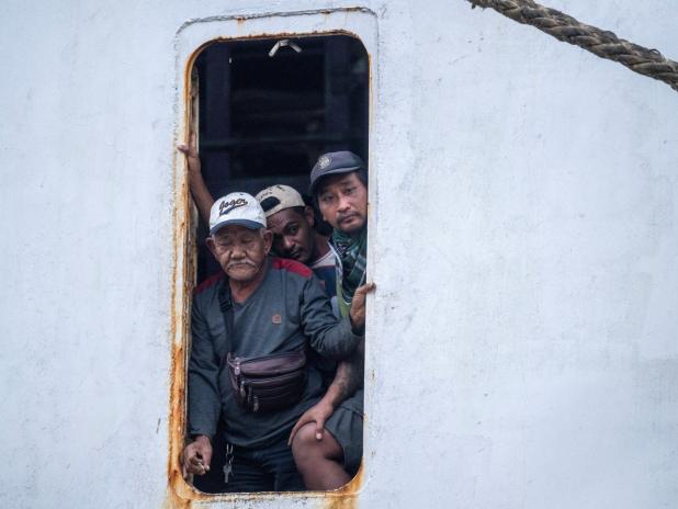 Virgo Transport 8 Ferry Sinks in Java Sea, Indonesian Rescuers Say Six Dead, 130 Missing