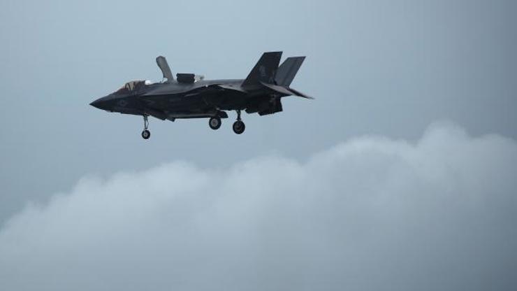 Pentagon Investigates How China Obtained F-35 Parts After Hong Kong Diversion