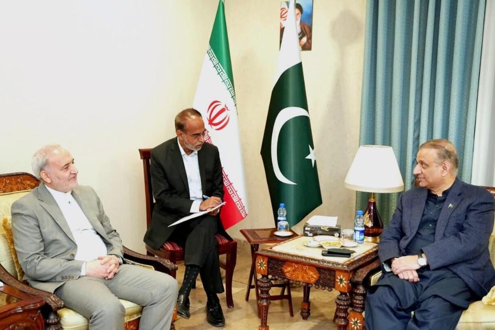 Masoud Pezeshkian Arrives in Islamabad, Thanks Pakistan’s Mediation for Peace