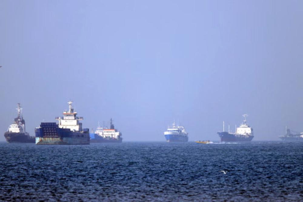 Iran Parliament Panel Finalizes Plan To Secure Strait Of Hormuz, Ban Hostile Vessels