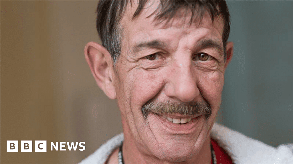 James Coates tells inquiry he learned of his father's death via Instagram message