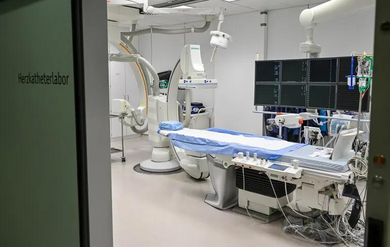 Germany Prepares Hospitals For Possible Russian Attack On NATO, Bloomberg Says