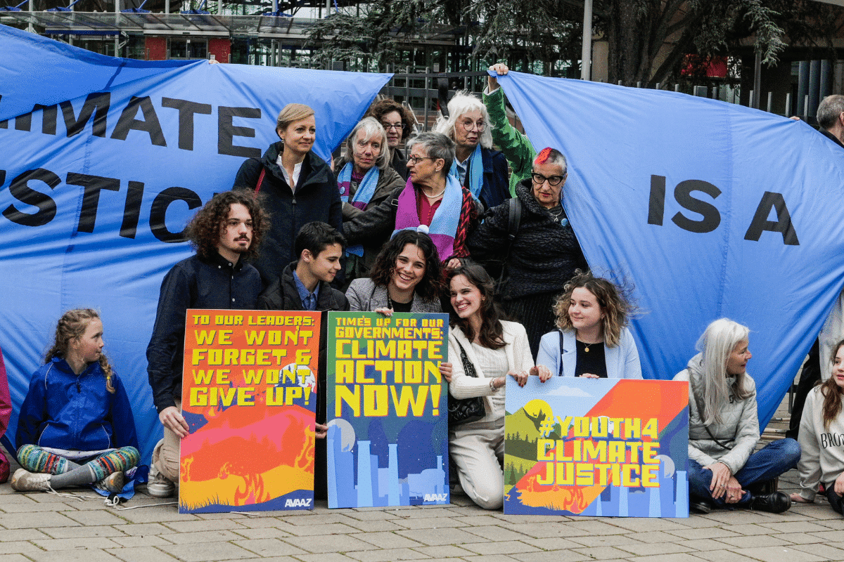 Amazon and Global Optimism Say The Climate Pledge Passes 100 Signatories